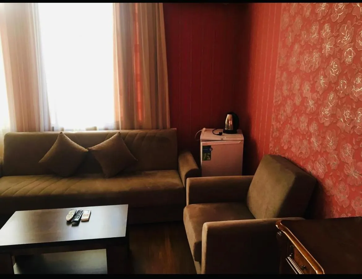 Hotel Richi G A ティビリシ