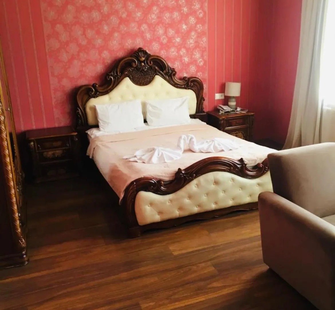 Hotel Richi G A ティビリシ