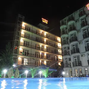 Beach House Грузия